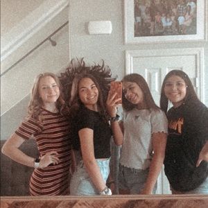 Meet your Posher, Miabella